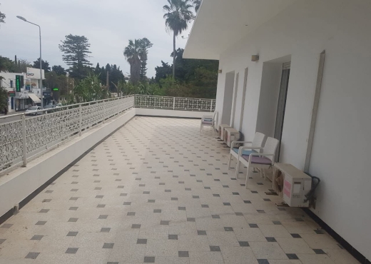 A louer appart S+4 grande terrasse a marsa - Bien immobilier à {"id":23,"country_id":219,"name":"TUNIS","slug":"tunis"} - Agence Immobilière Bey