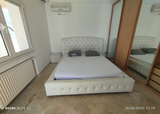 A louer un S2 meublé - Bien immobilier à {"id":23,"country_id":219,"name":"TUNIS","slug":"tunis"} - Agence Immobilière Bey